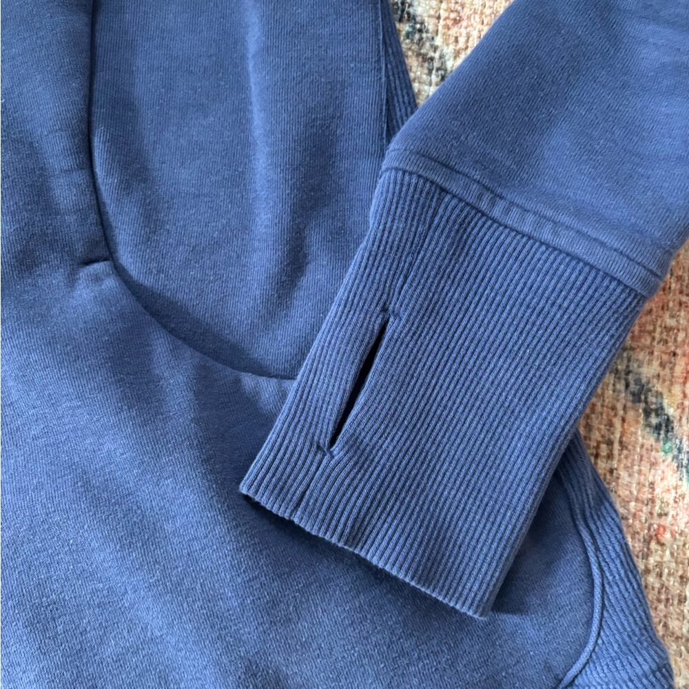 Lululemon Scuba Zip-Up Hoodie - Picture 4 of 7